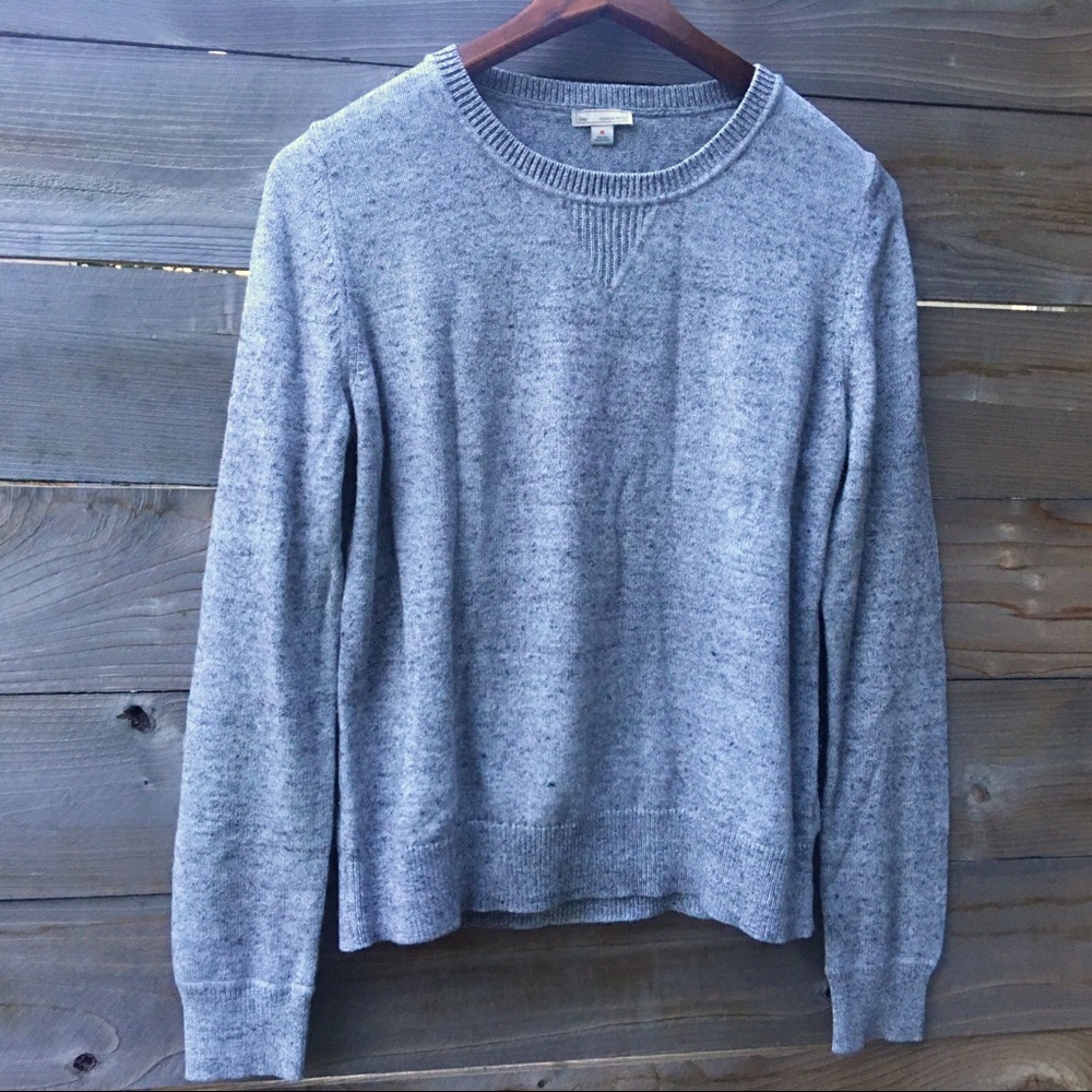 GAP Light Gray Sweatshirt